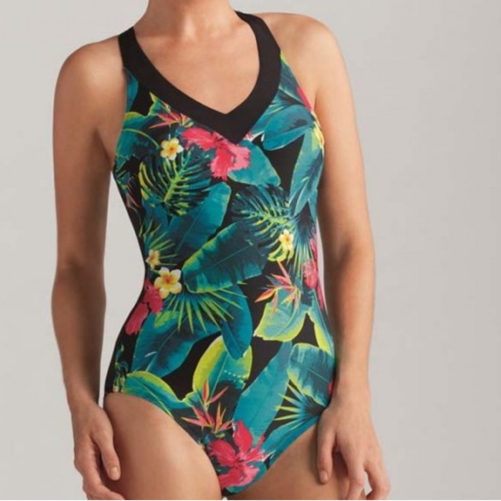 Amoena one piece swimsuit